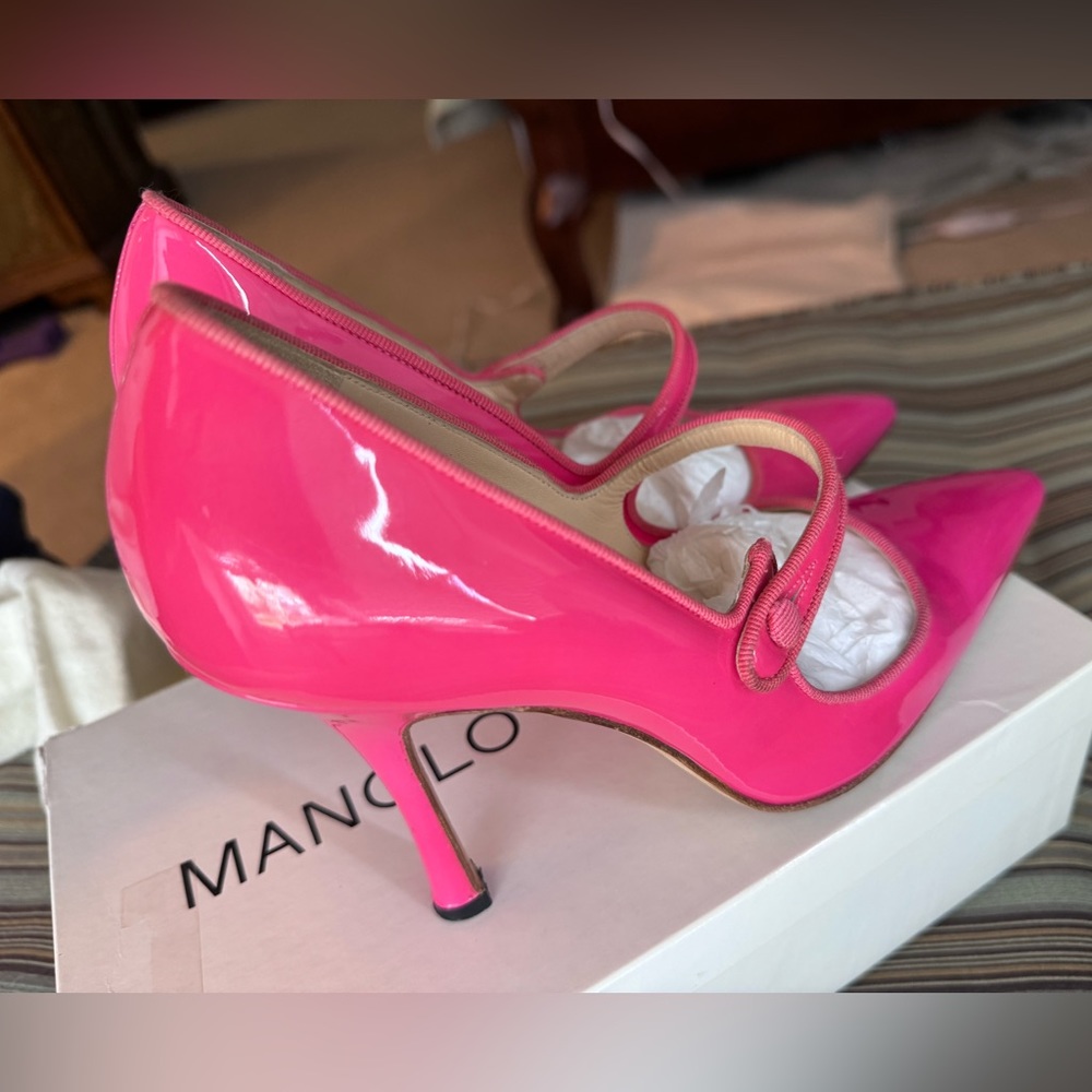 VALENTINES Hot Pink - MANOLO BLAHNIK-Campari Mary Jane Heels-Size 38 (US 7.5/8)